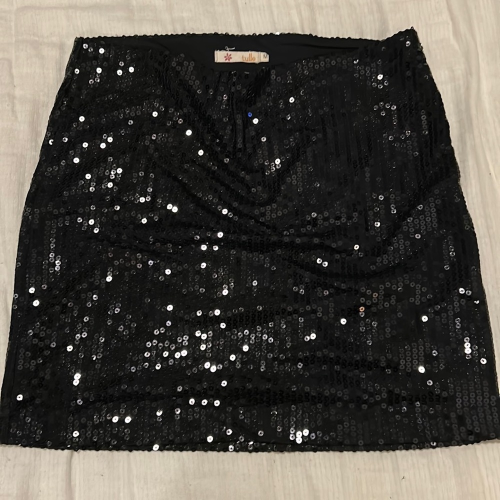 Black sequin mini skirt. Medium